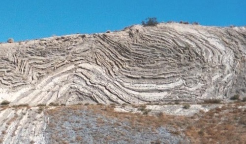 Palmdale rocks along San Andreas Fault  Myrna Martin