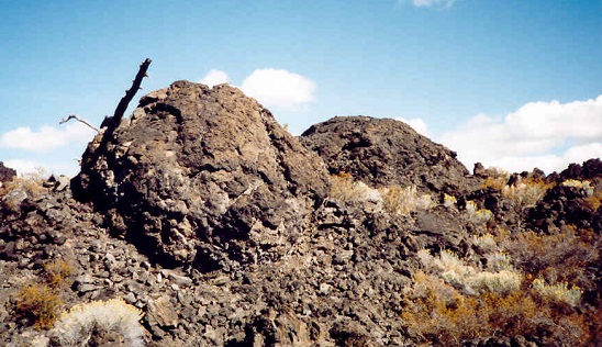 Lava balls on top of an aa lava flow. Myrna Martin